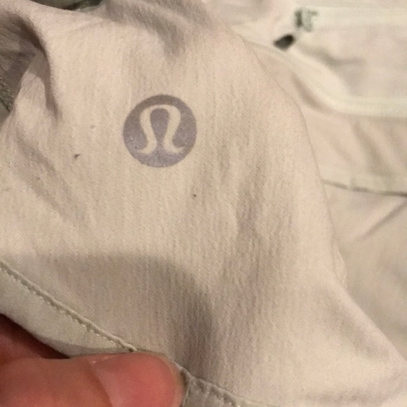 Size 8 speeds - Picture 2 of 4